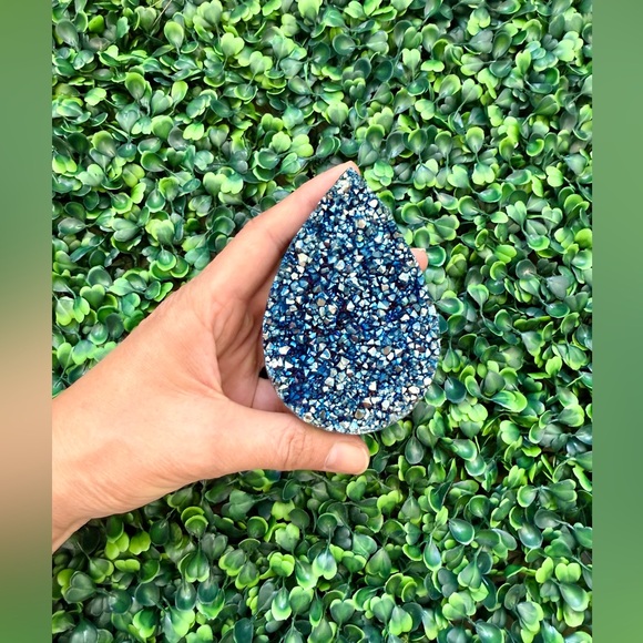 Titanium Quartz - Picture 1 of 5